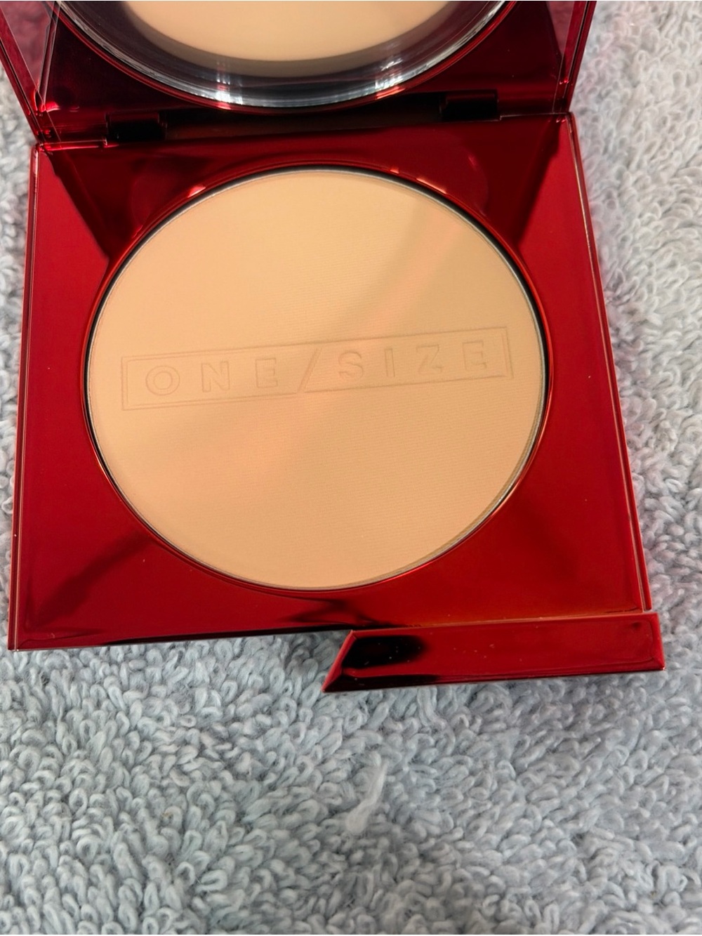 ONE/SIZE Turn up the Base Versatile foundation medium 3 (R) BNIB. Stk#EC0106